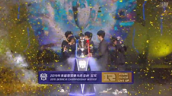 金石滩海风帆板冲浪盛会热力开启